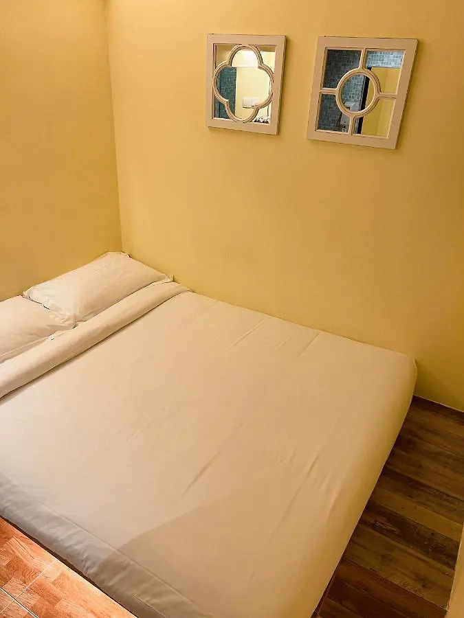 Fragrance Hotel - Classic Singapore